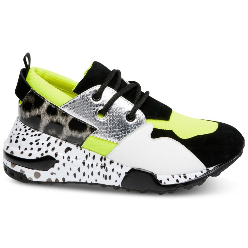 Steve Madden sneakers size 9